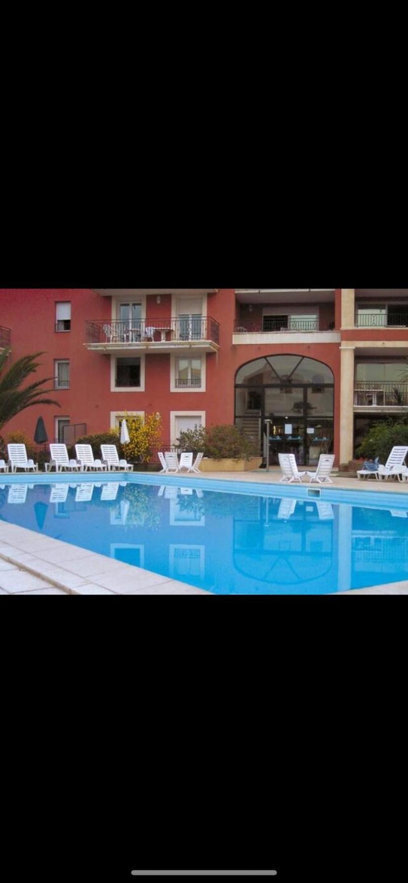 Residence 4 Etoiles Port Marine Sainte-Maxime Exterior foto