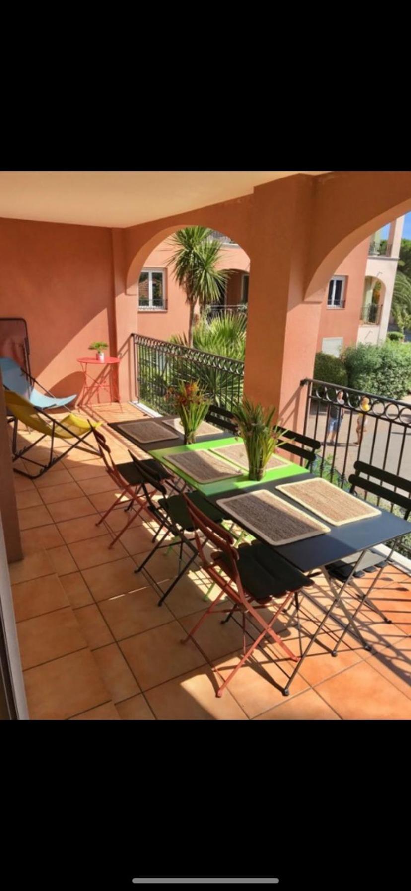Residence 4 Etoiles Port Marine Sainte-Maxime Exterior foto